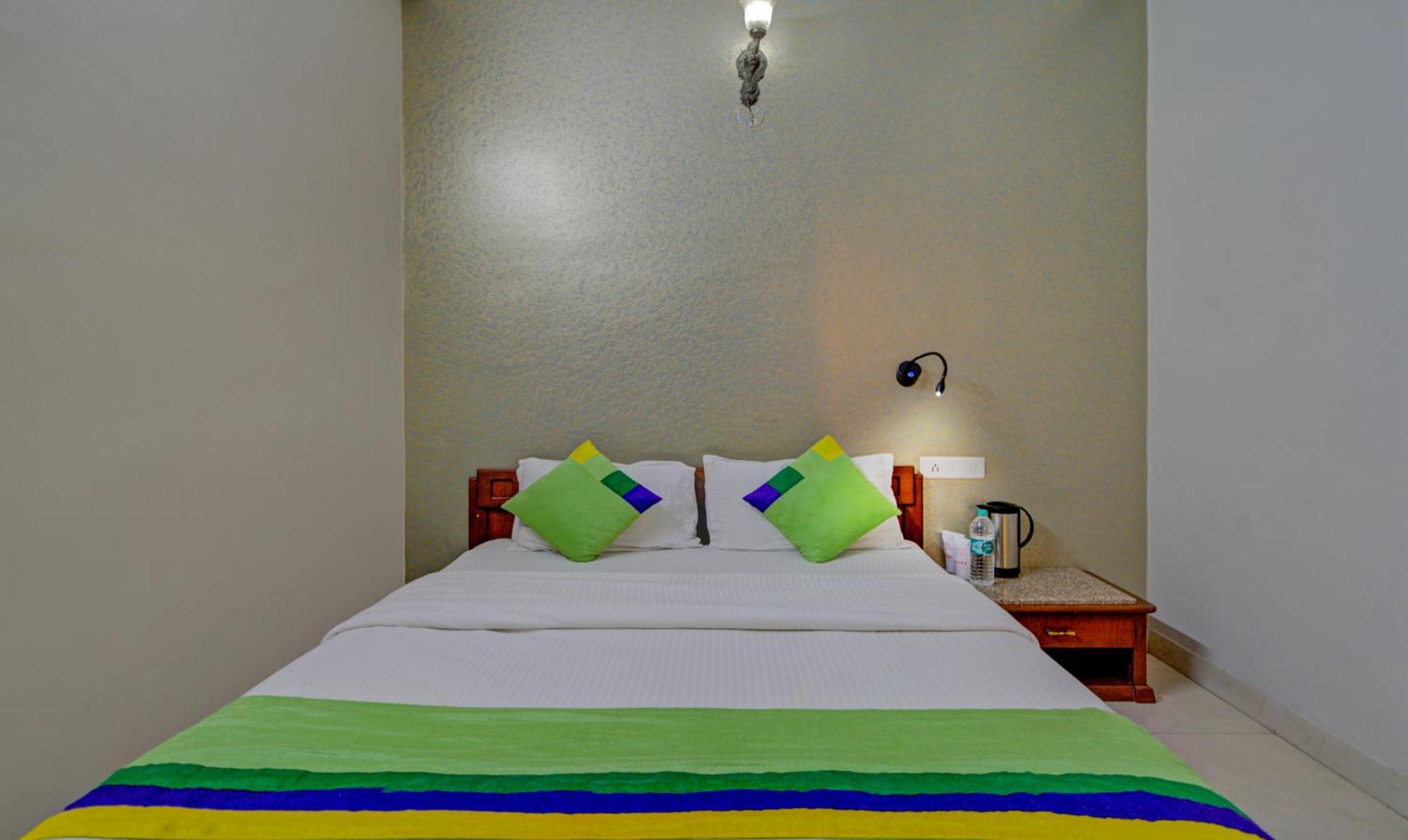 Treebo Bliss Hotel Jaipur Exterior photo