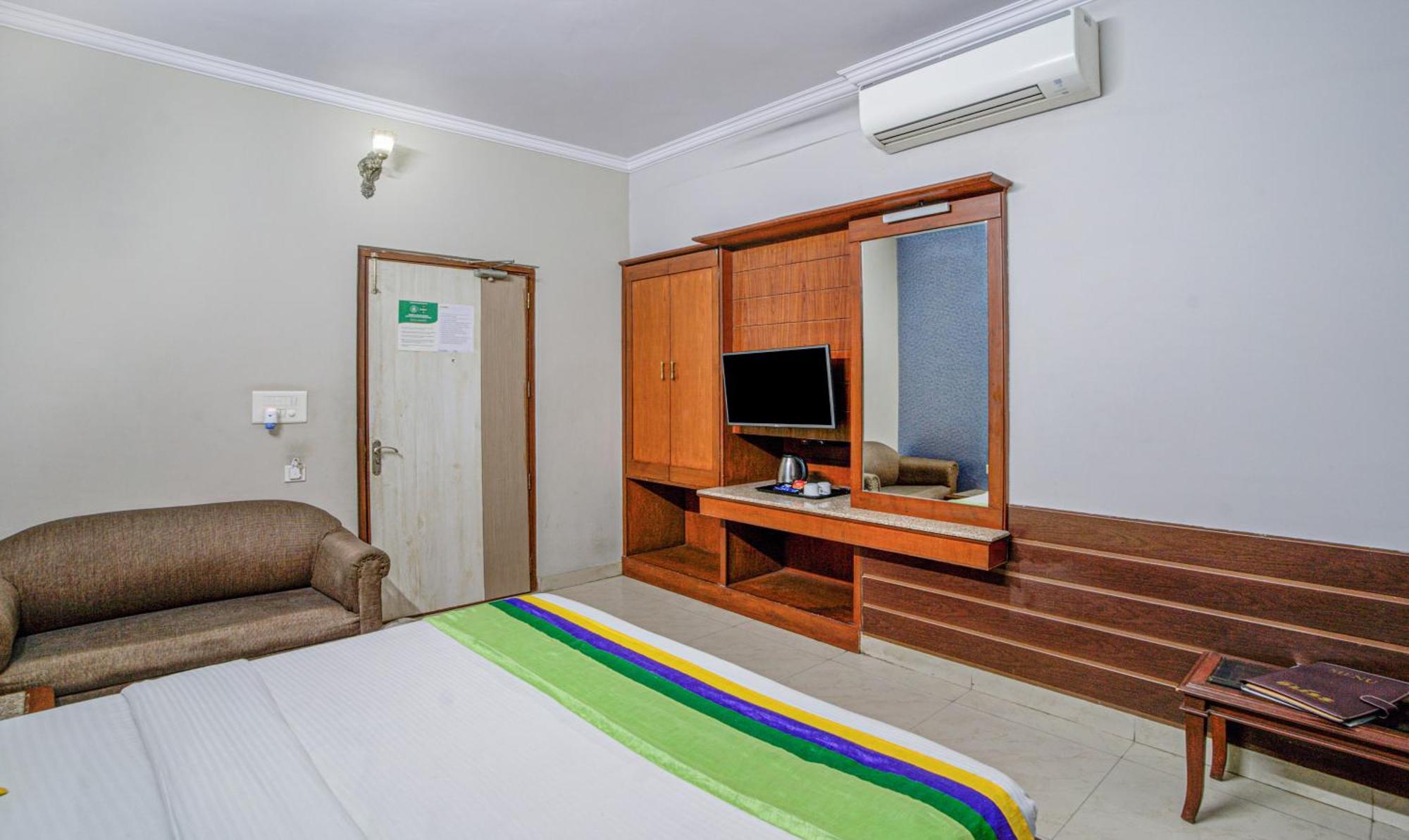 Treebo Bliss Hotel Jaipur Exterior photo